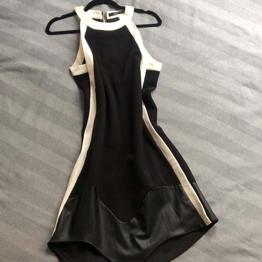 Prom perfect. NWOT A-silhouette Elegant Fun sleeveless cocktail Dress - Picture 6 of 11